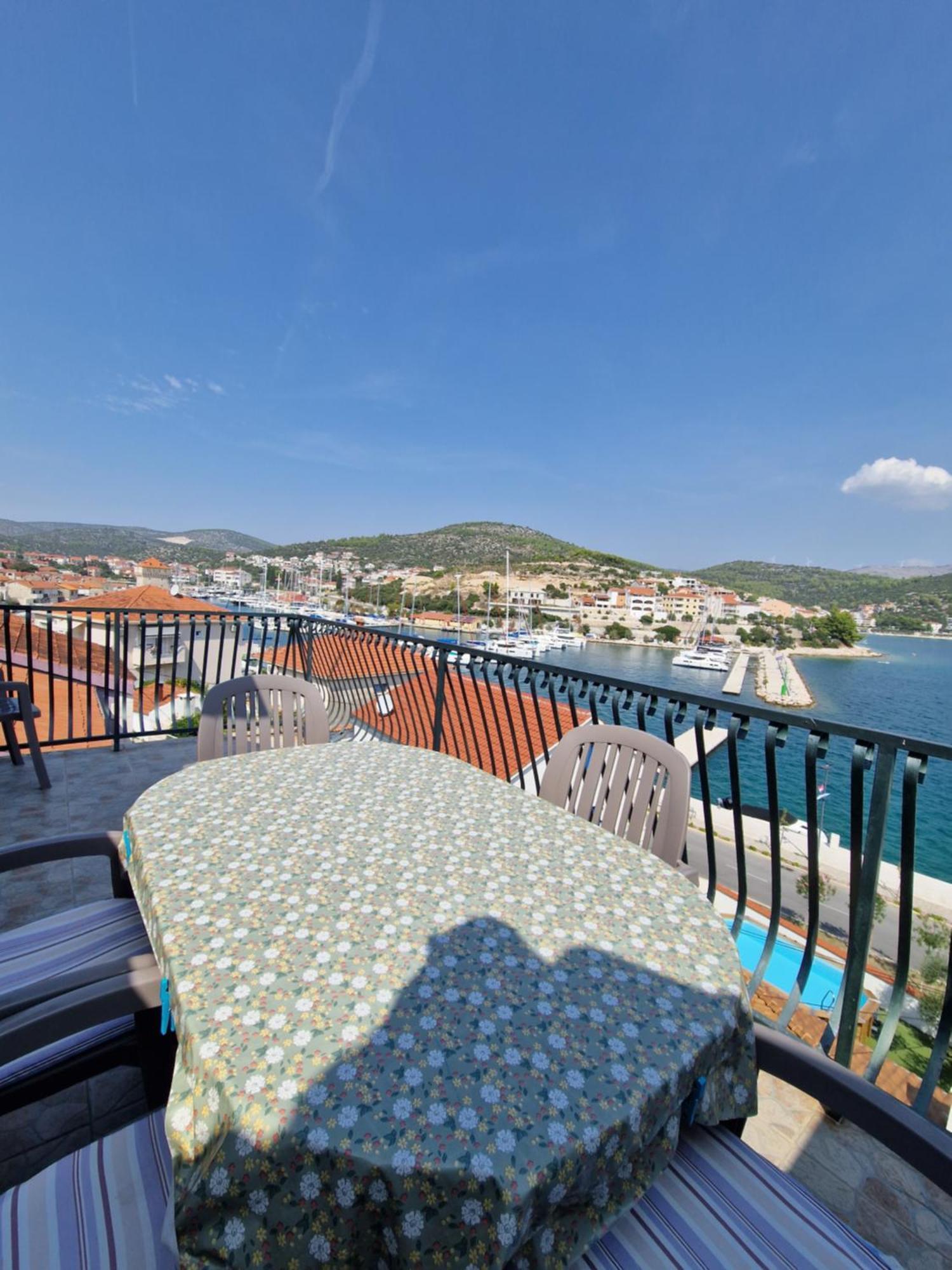 Apartmani "Ivan" Marina Exterior photo
